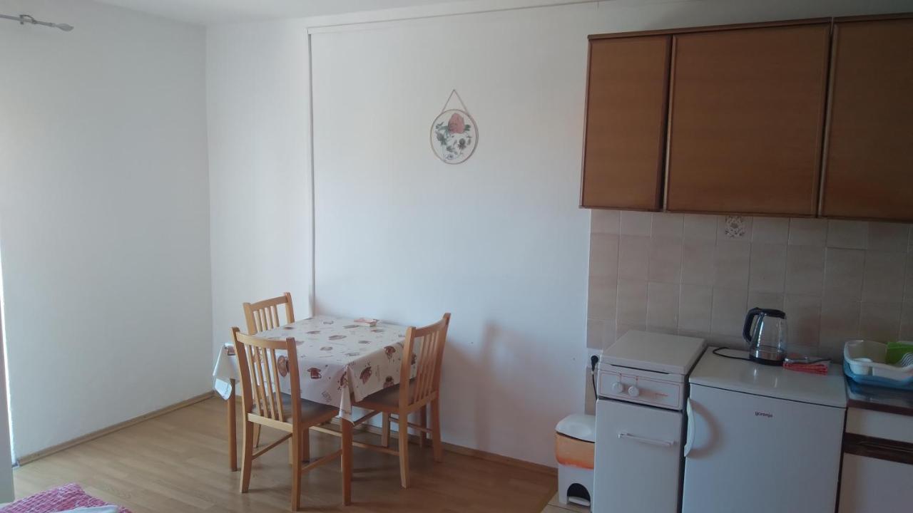 Apartmani "Lorenzo" Novaglia Esterno foto