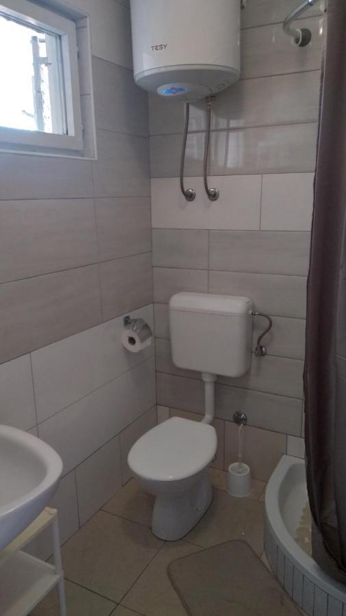 Apartmani "Lorenzo" Novaglia Esterno foto