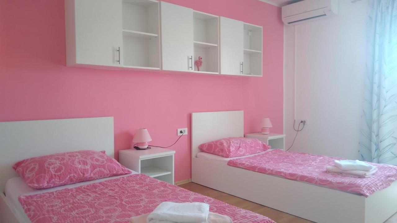 Apartmani "Lorenzo" Novaglia Esterno foto