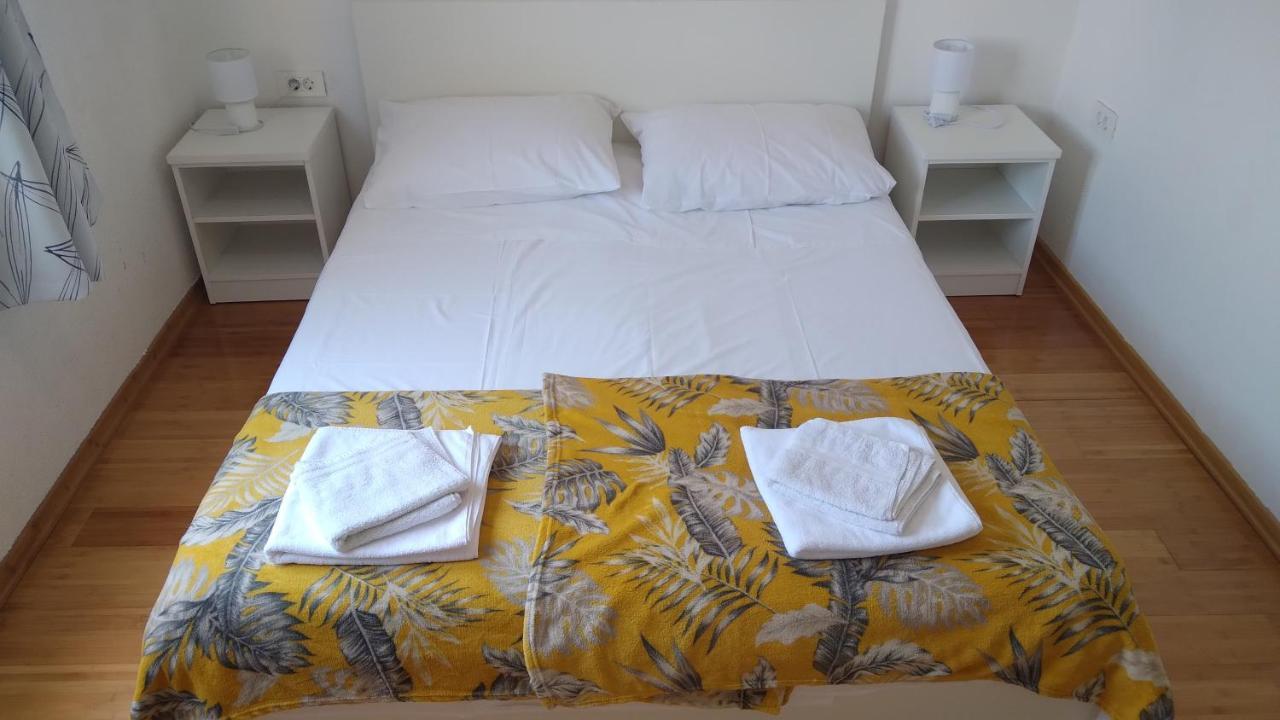 Apartmani "Lorenzo" Novaglia Esterno foto