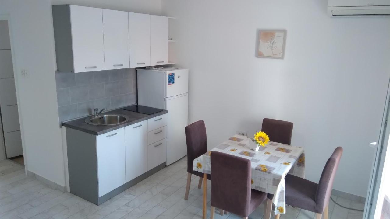 Apartmani "Lorenzo" Novaglia Esterno foto