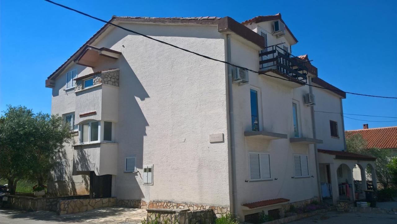 Apartmani "Lorenzo" Novaglia Esterno foto